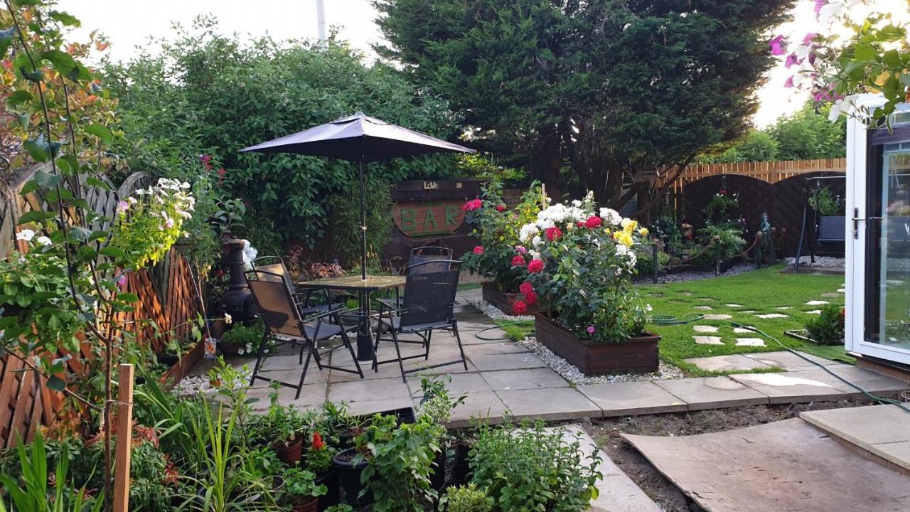 Ceylon Homestay Glasgow Exterior photo