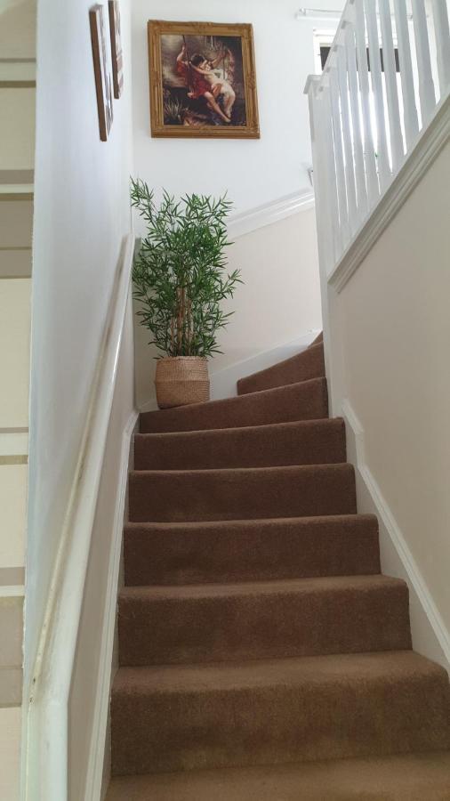 Ceylon Homestay Glasgow Exterior photo